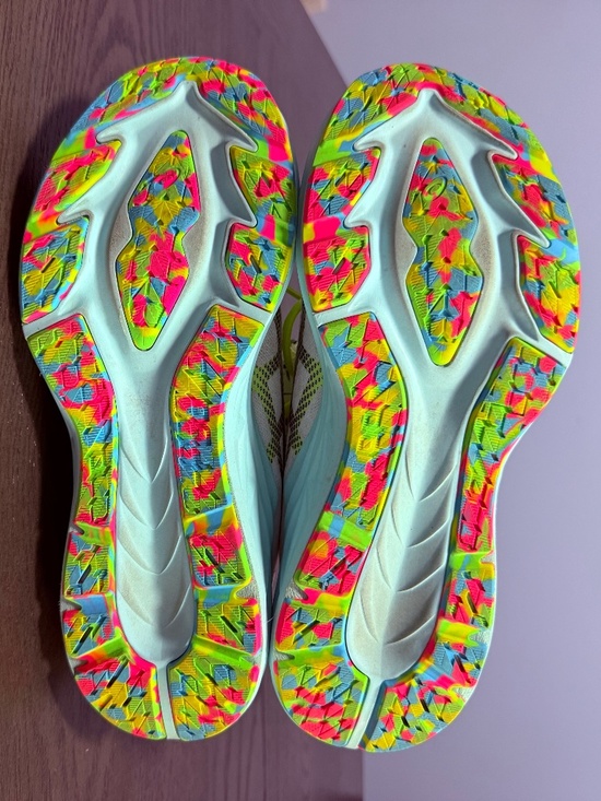 Asics Dynablast 2 Women's Running Shoes White 1012B248 Size 8 - Picture 7 of 10